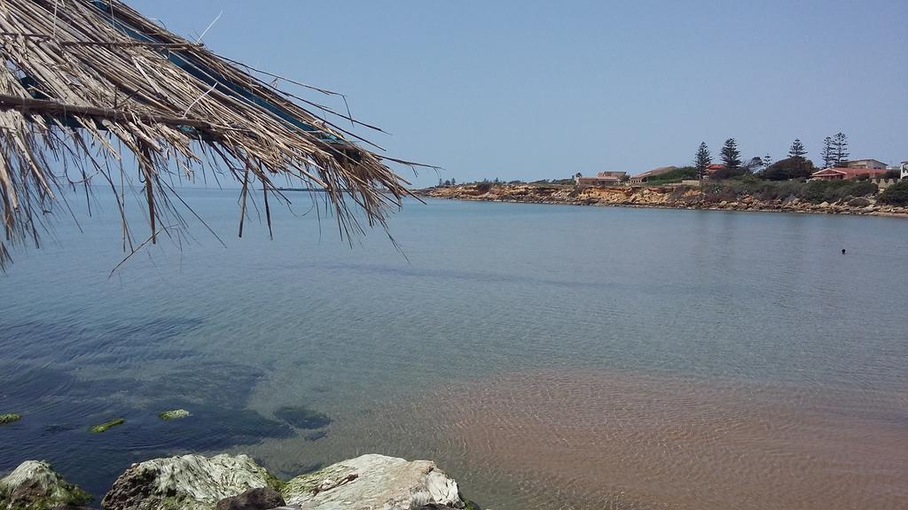 Vista Mare Tra I Luoghi Di Montalbano Villa Punta Secca Værelse billede