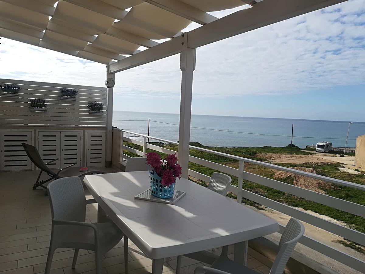 Vista Mare Tra I Luoghi Di Montalbano Villa Punta Secca Eksteriør billede